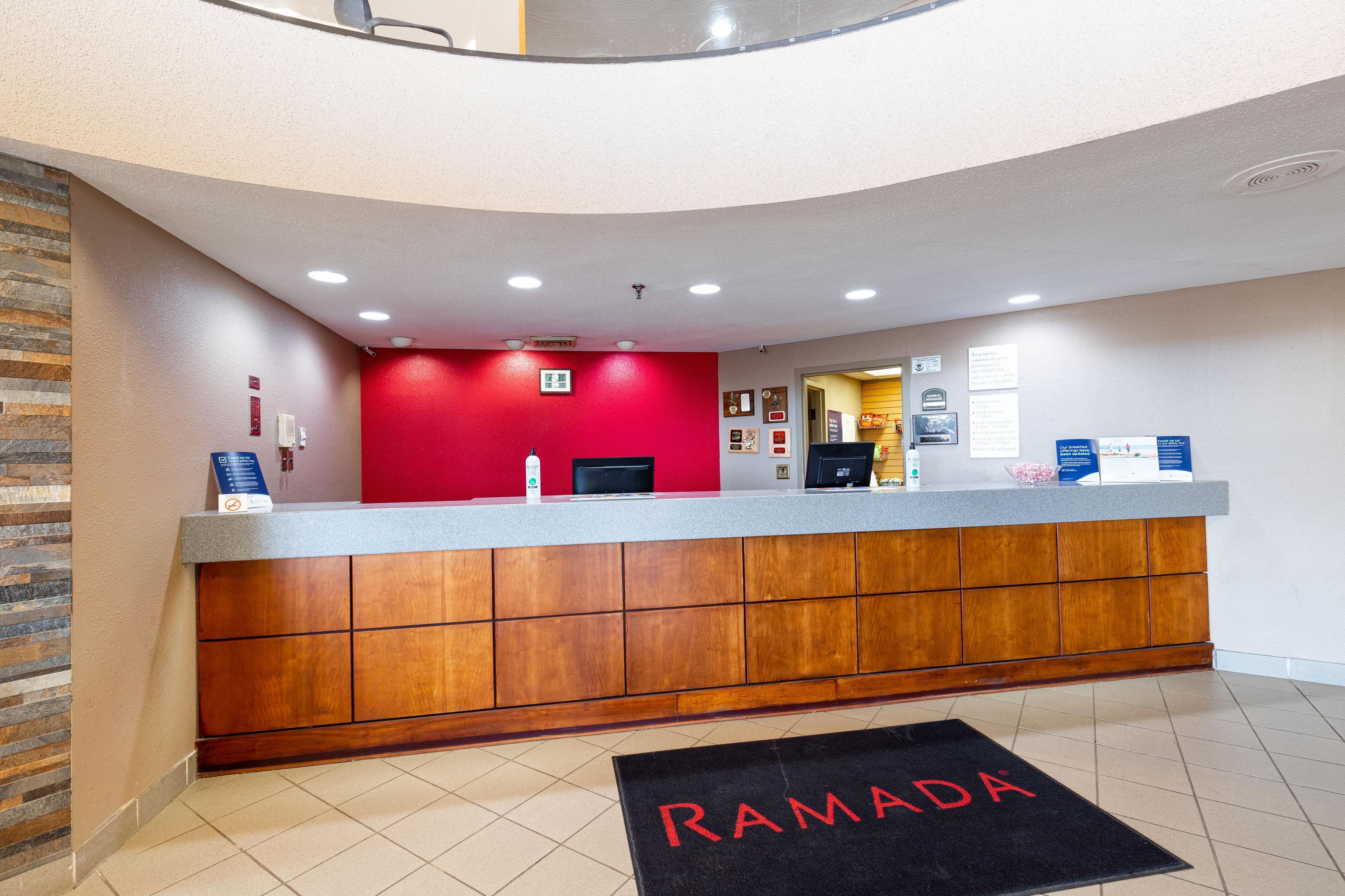 Hotel Ramada By Wyndham Columbus North Westerville Esterno foto